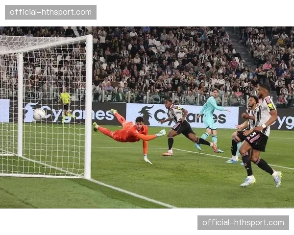 尤文图斯2-0博洛尼亚：小孔塞桑进球被吹，图拉姆锁定胜局